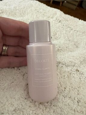 Decorte Hydra Clarity Conditioning Treatment Softener - Light Pink
